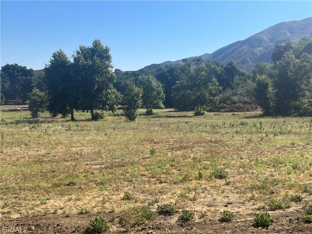 Canyon Country, CA 91387,0 Warm Springs Dr.