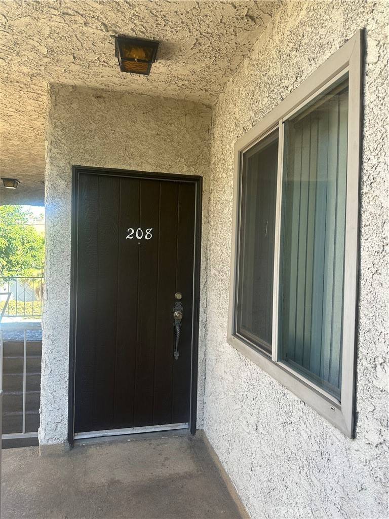 Reseda, CA 91335,7055 Etiwanda AVE #208