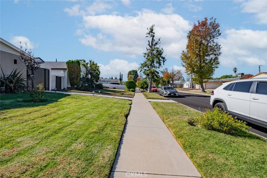 Northridge, CA 91343,16664 Kinzie Street