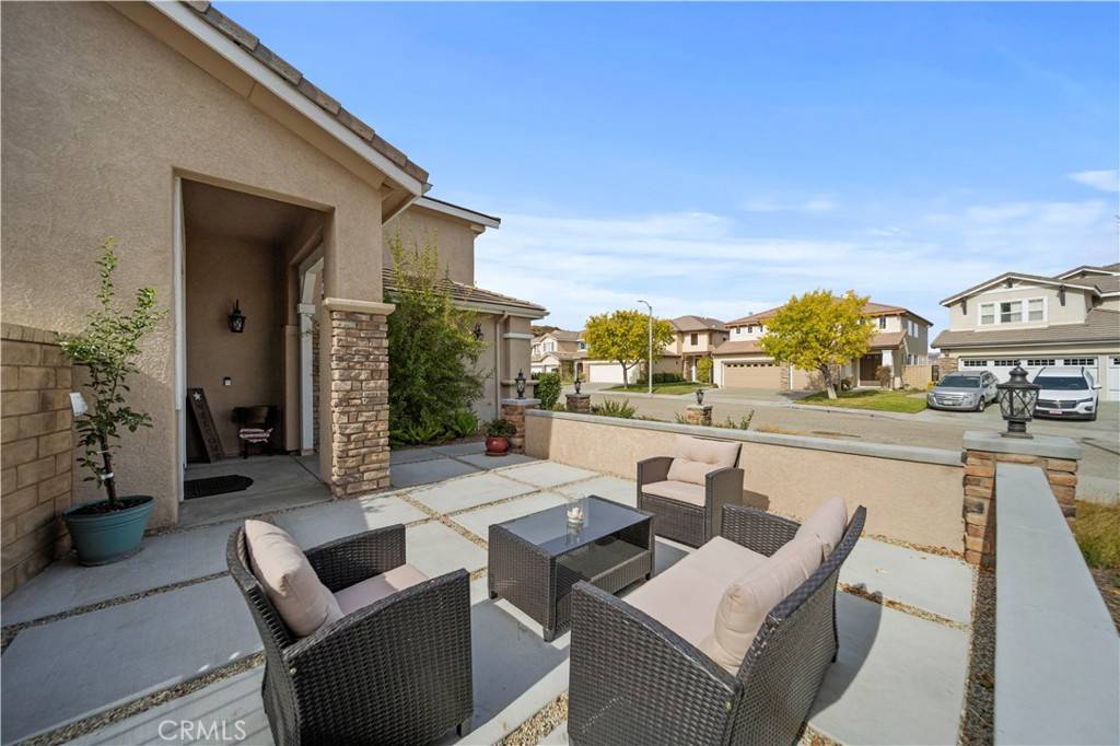 Canyon Country, CA 91387,18306 Owl CT