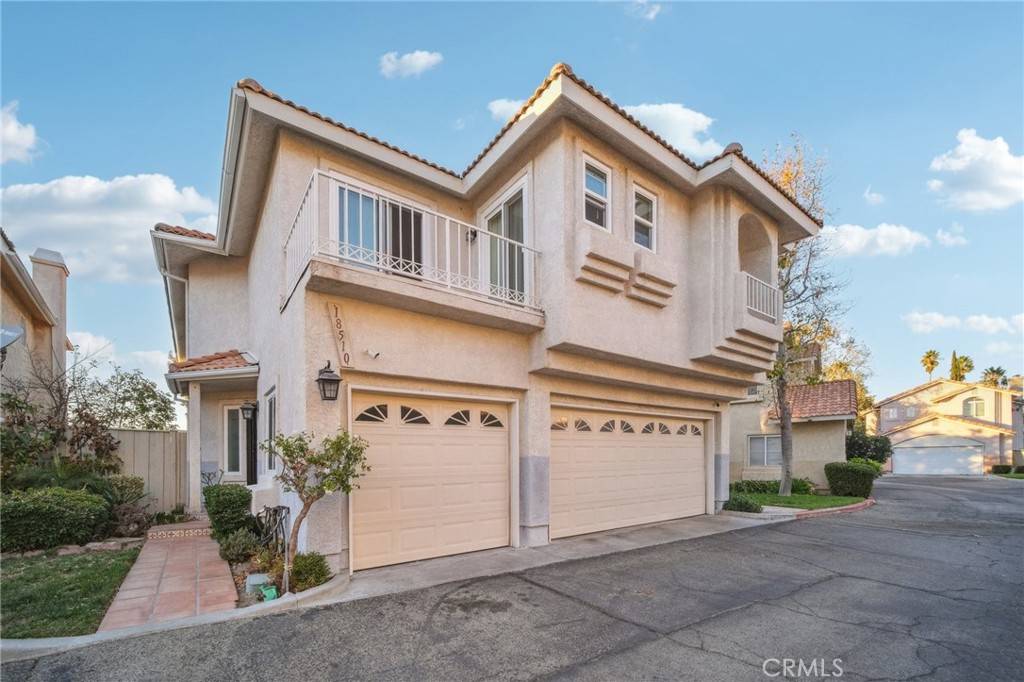 Canyon Country, CA 91351,18510 Himalayan CT