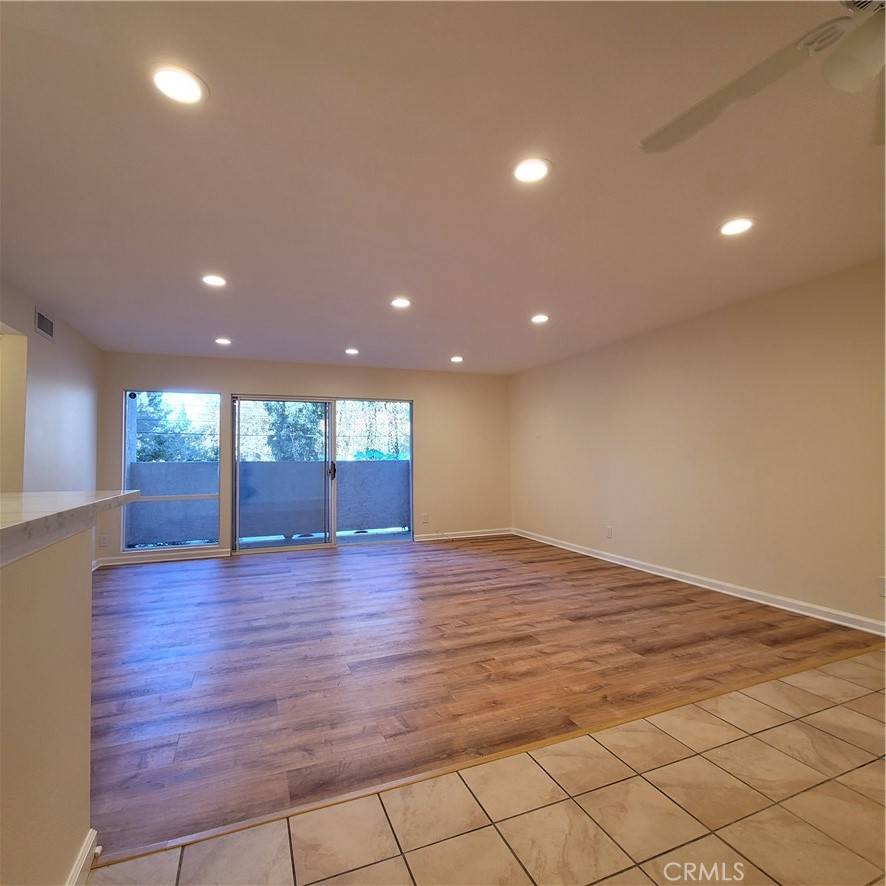 Winnetka, CA 91306,20134 Leadwell ST #258