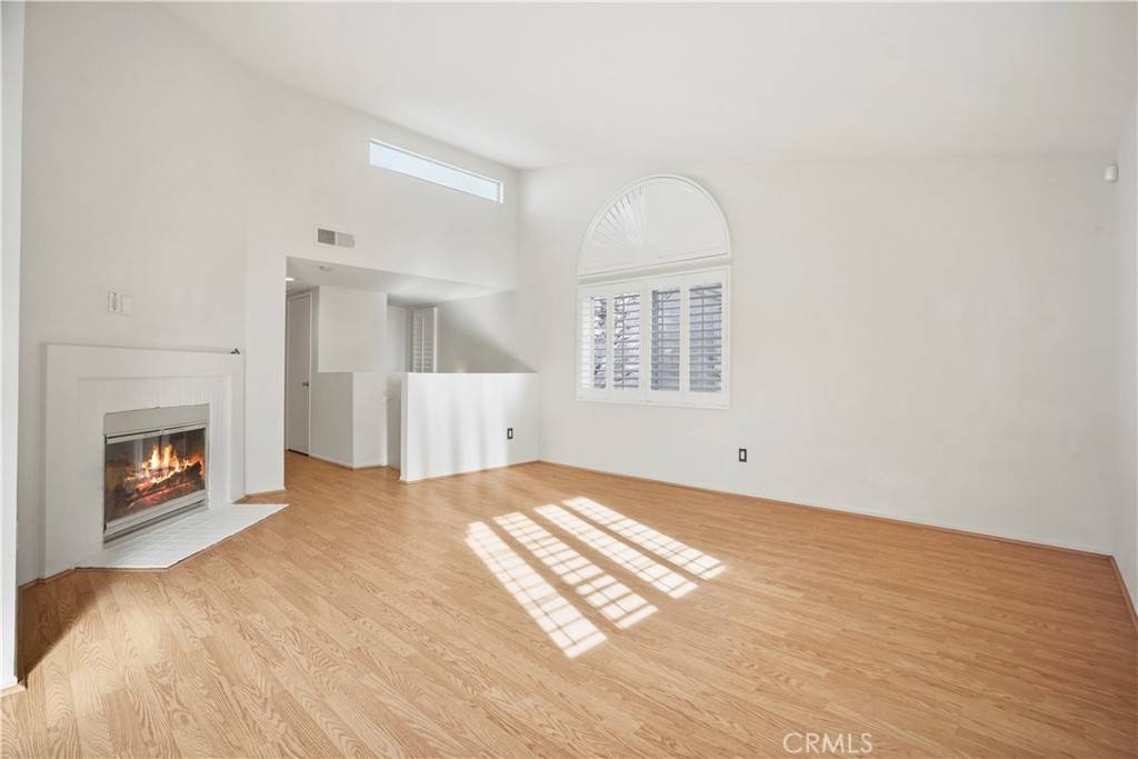 Stevenson Ranch, CA 91381,25132 Steinbeck AVE #F
