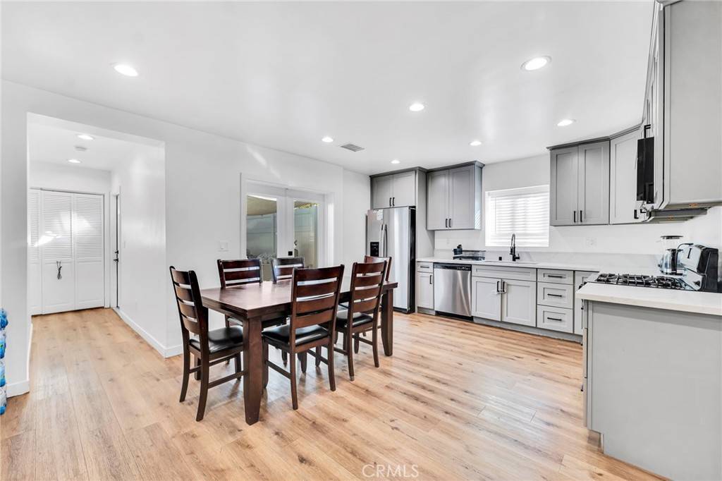 Valley Glen, CA 91401,6118 Ethel AVE