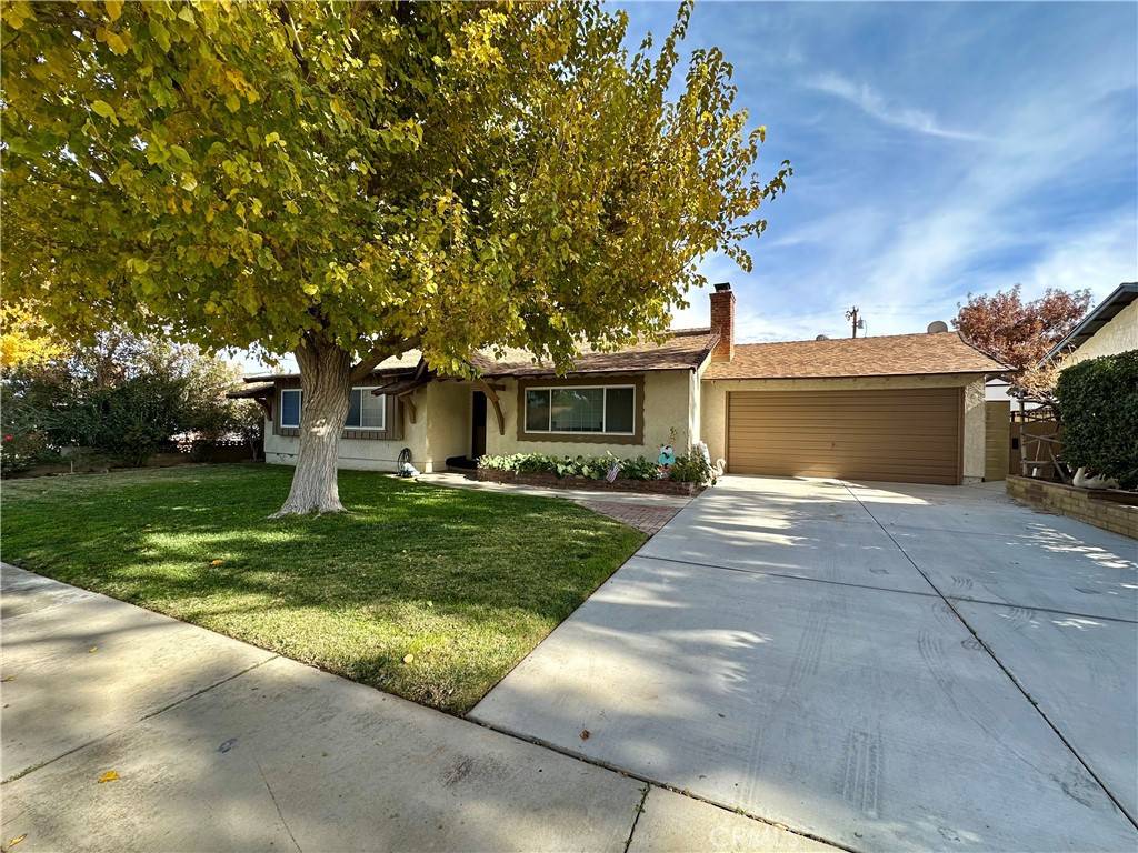 Quartz Hill, CA 93536,41852 Shain LN