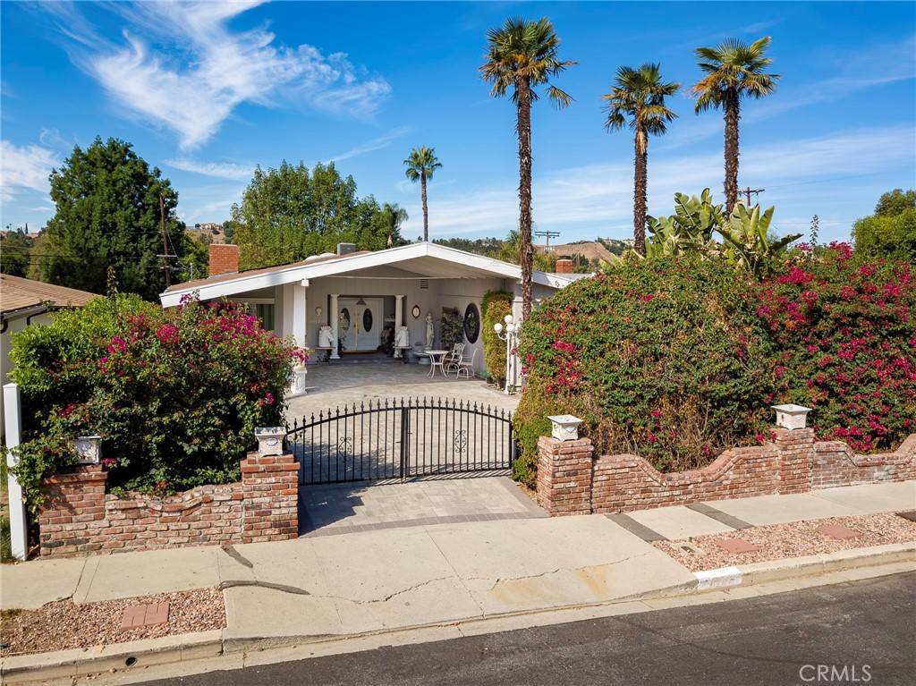 Woodland Hills, CA 91364,4747 Don Pio DR