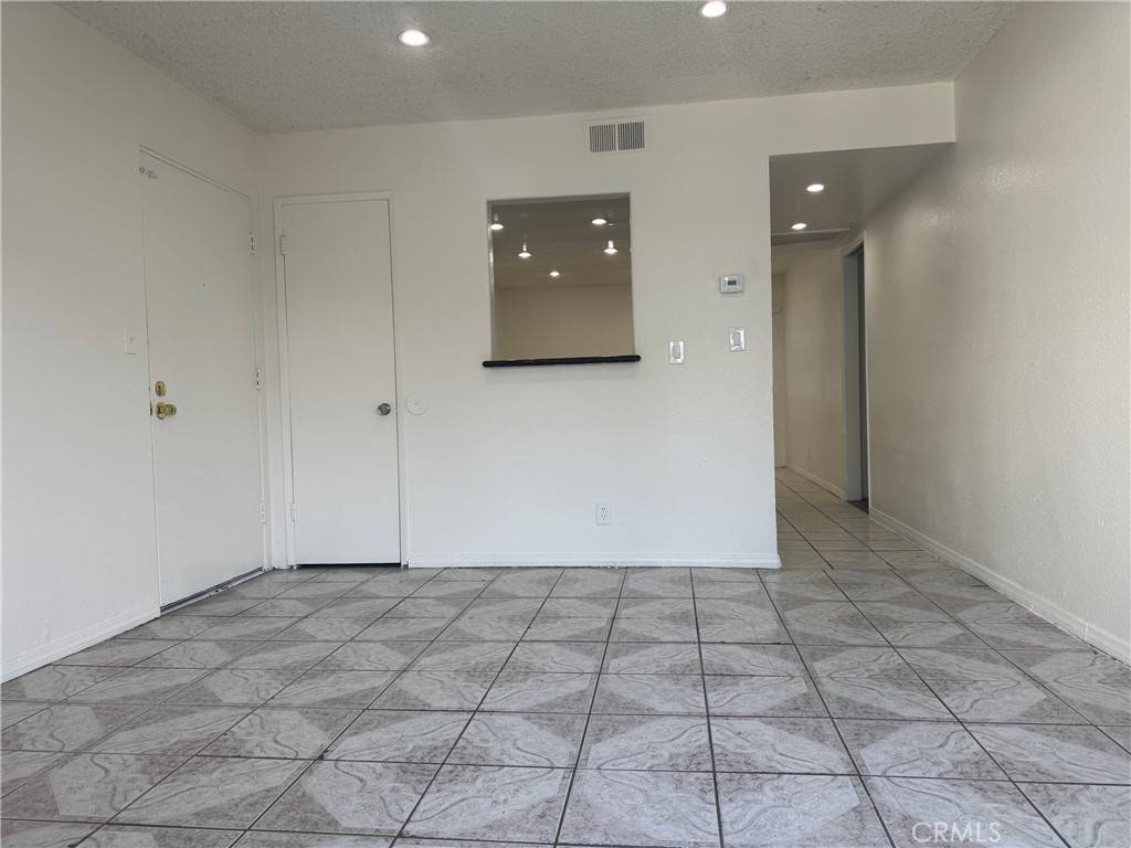 Panorama City, CA 91402,8847 Willis AVE #13