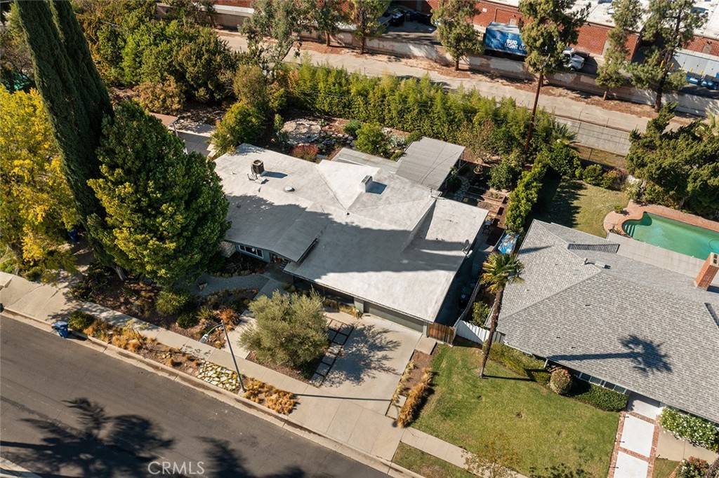 Woodland Hills, CA 91364,4835 Almidor AVE
