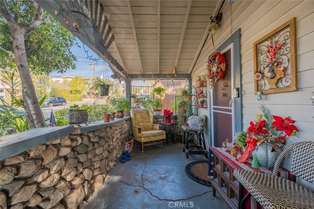 Montrose, CA 91020,2465 Florencita AVE