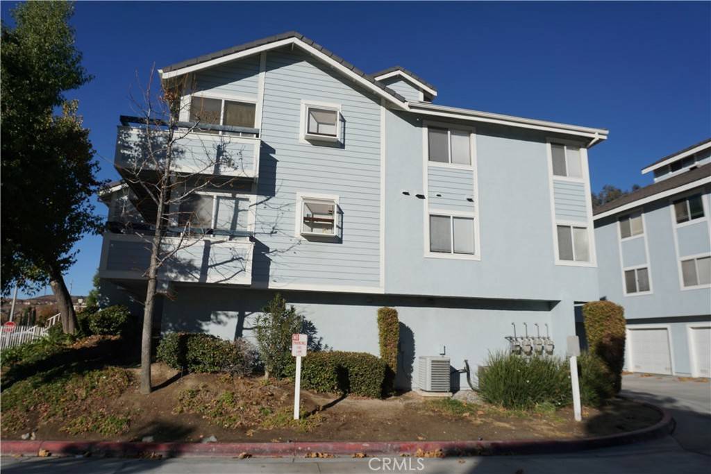Canyon Country, CA 91351,26870 Claudette ST #702