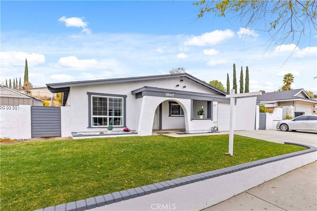 Canyon Country, CA 91351,18917 Cabral ST