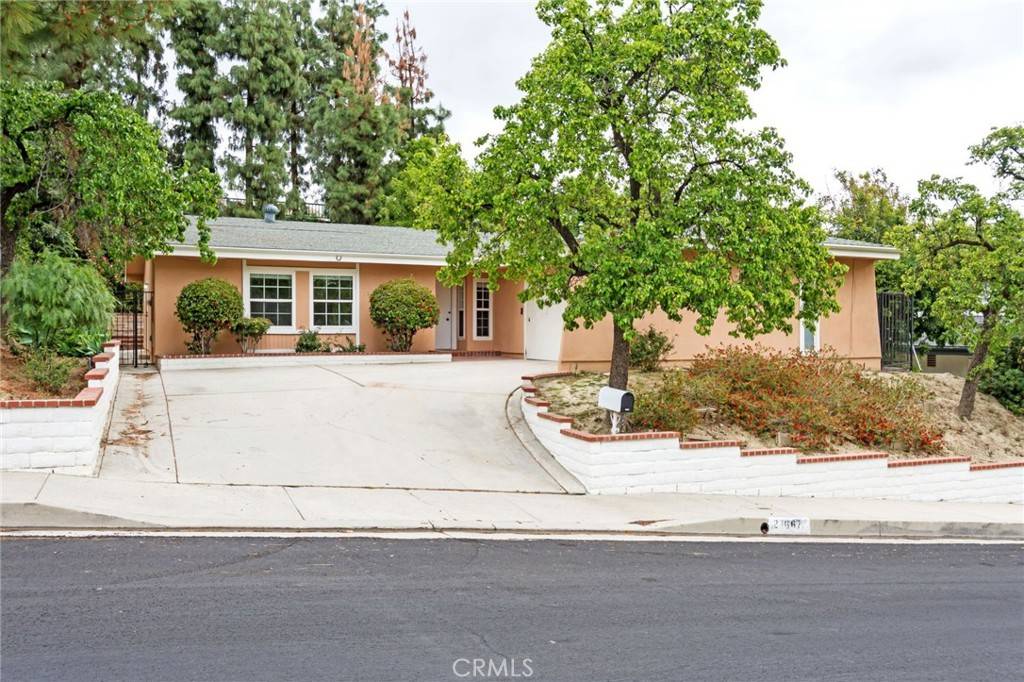 West Hills, CA 91307,23667 Draco WAY