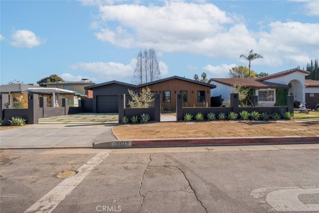 Encino, CA 91436,5016 Rubio AVE