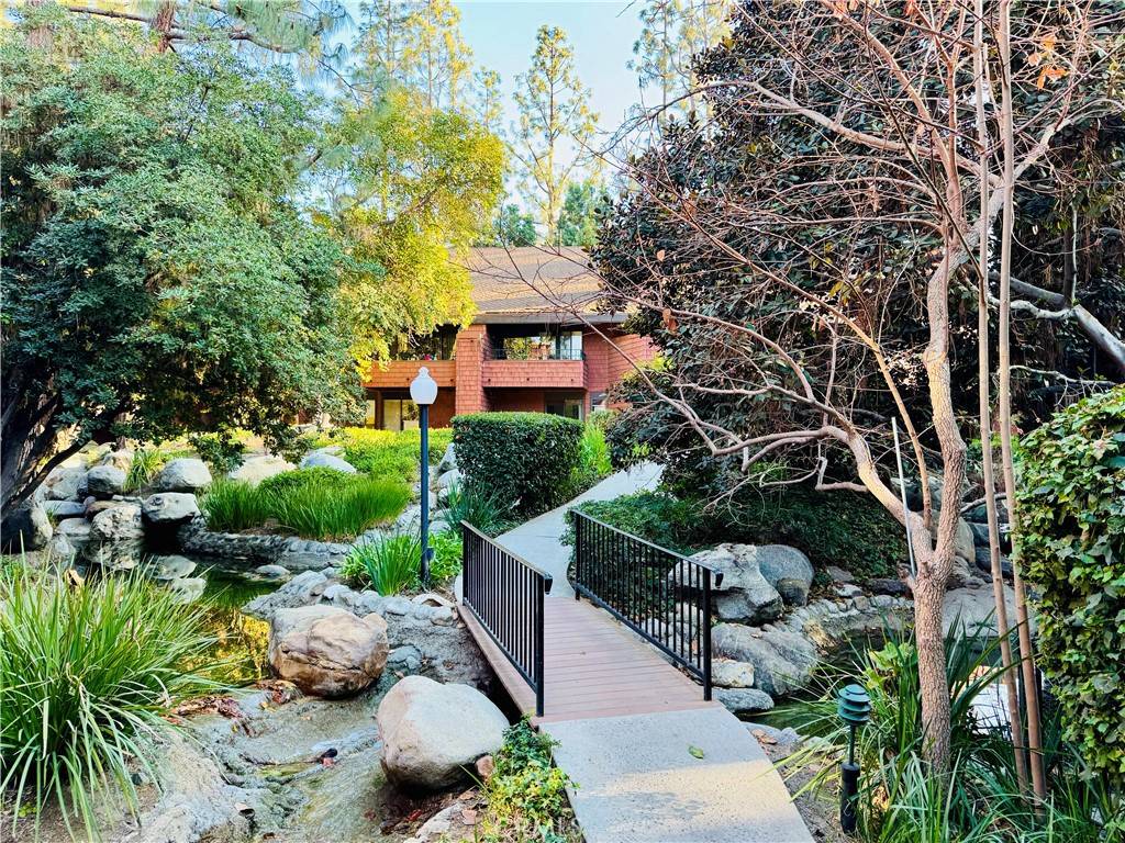 Diamond Bar, CA 91765,388 S Prospectors RD #115