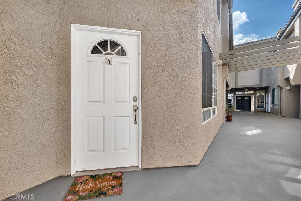 Reseda, CA 91335,18347 Saticoy ST #4