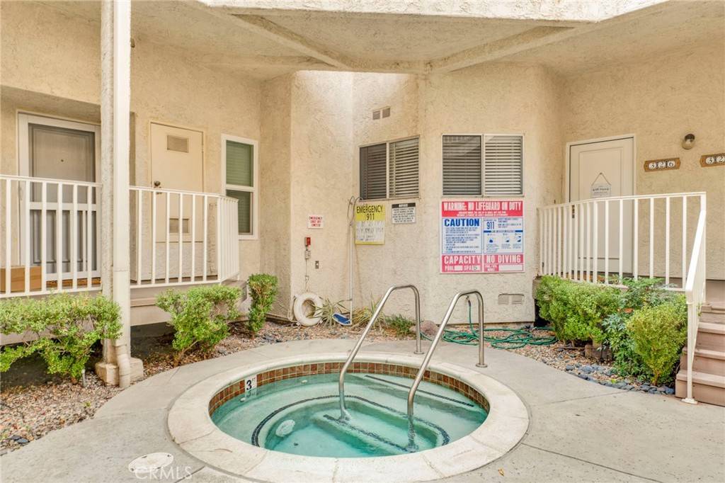 Simi Valley, CA 93063,3378 Darby ST #440