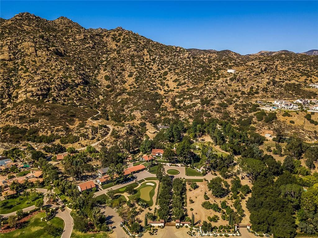 Chatsworth, CA 91311,22637 La Quilla DR