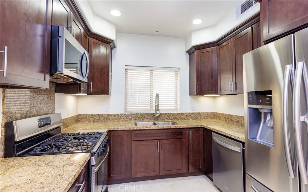 North Hollywood, CA 91601,5727 Camellia AVE #106