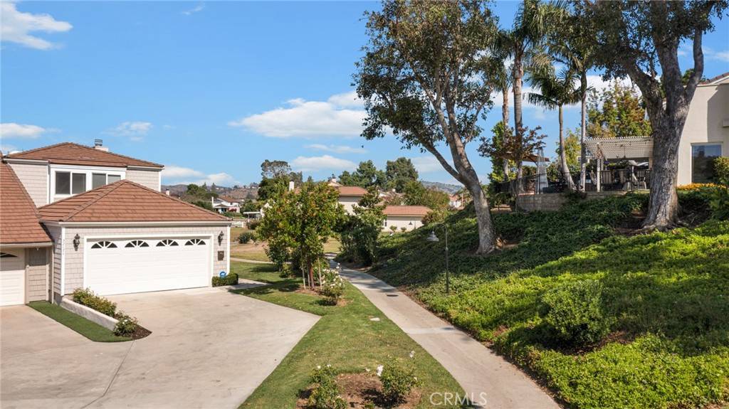 Westlake Village, CA 91361,32174 Beachlake LN