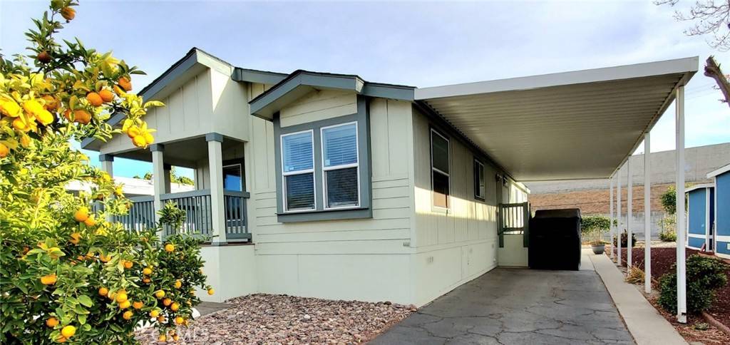Canyon Country, CA 91351,27361 Sierra HWY #168