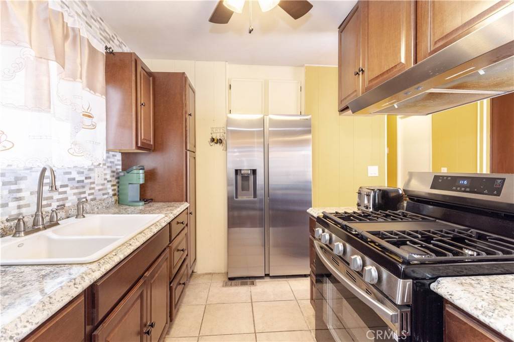 Canyon Country, CA 91351,18540 Soledad Canyon RD #10