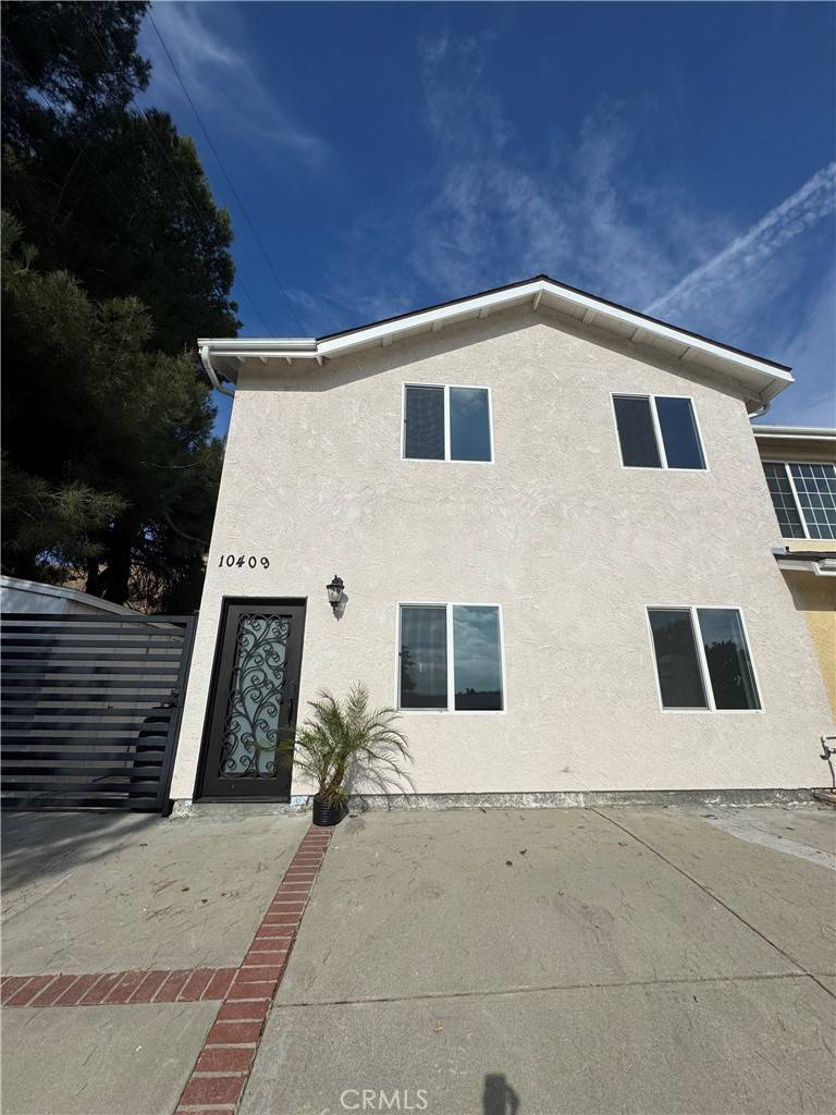 Sylmar, CA 91342,10407 Kurt ST