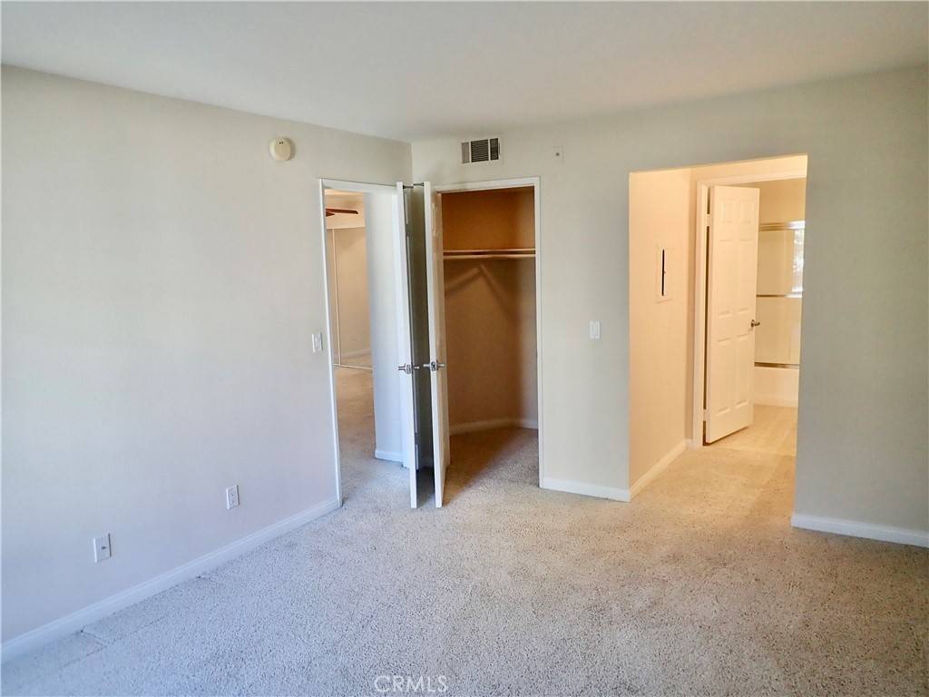 Woodland Hills, CA 91367,21520 Burbank BLVD #201