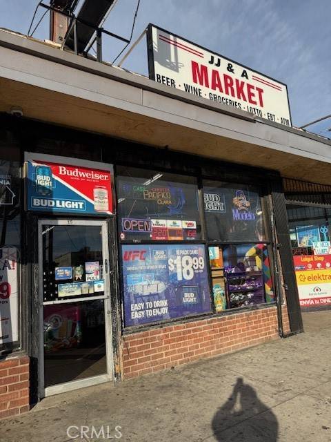 North Hills, CA 91363,15331 Parthenia