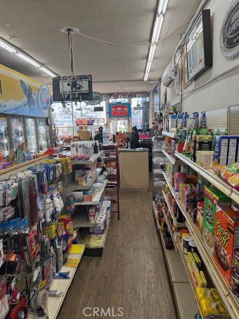 North Hills, CA 91363,15331 Parthenia