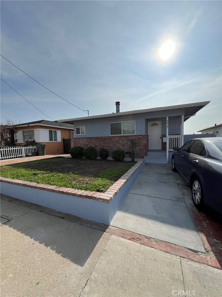 Hawthorne, CA 90250,4678 W 132nd ST