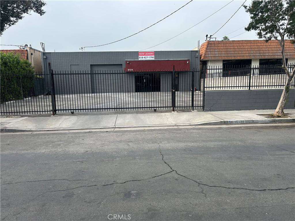 Van Nuys, CA 91406,16134 Valerio ST