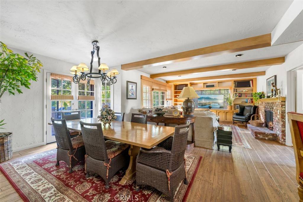 5250 Scott Robertson RD Hidden Hills, CA 91302