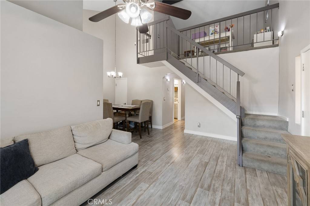 Canyon Country, CA 91387,18161 Sundowner WAY #928