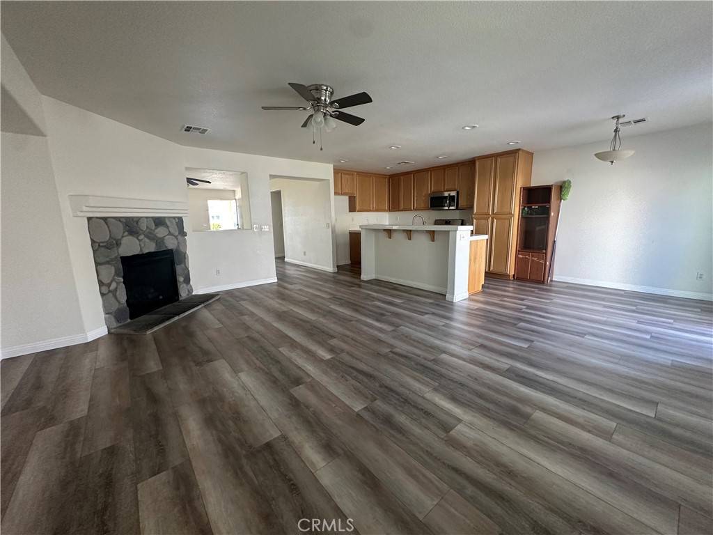 Lancaster, CA 93535,45559 Robinson DR