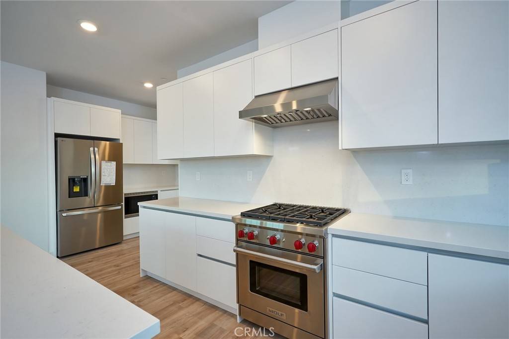 Ventura, CA 93003,2434 Haley Point DR #105