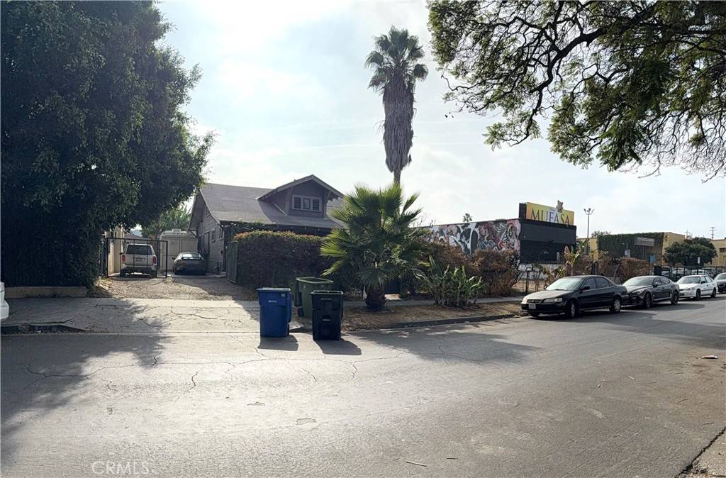 Los Angeles, CA 90038,6132 Romaine ST