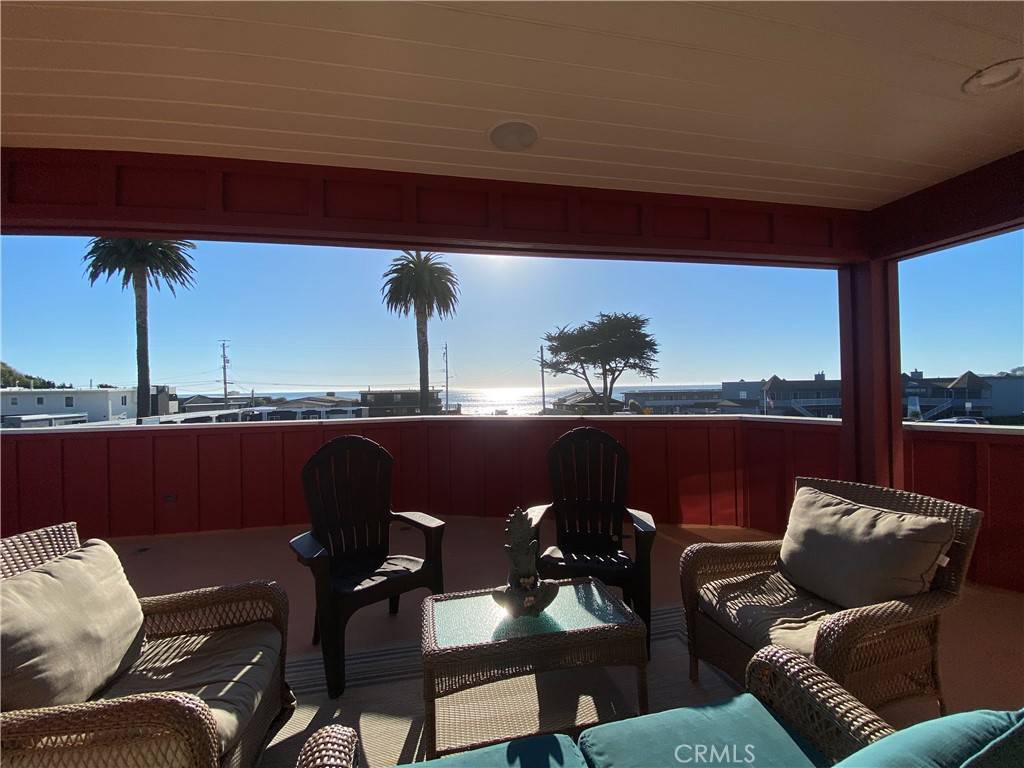 Cayucos, CA 93430,110 E St