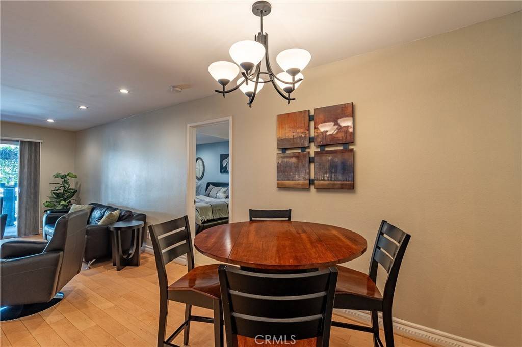 22100 Burbank BLVD #138D Woodland Hills, CA 91367