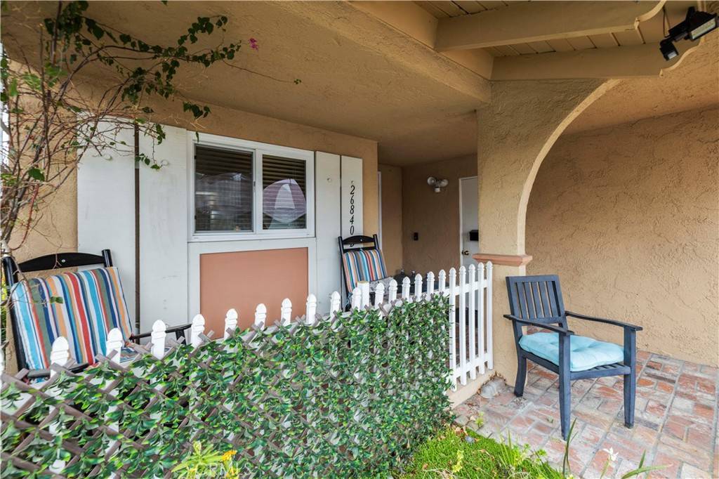 Newhall, CA 91321,26840 Avenue Of The Oaks #D