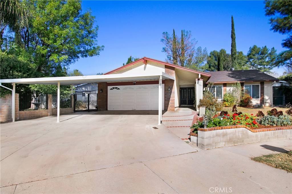 West Hills, CA 91304,23417 Maestro PL