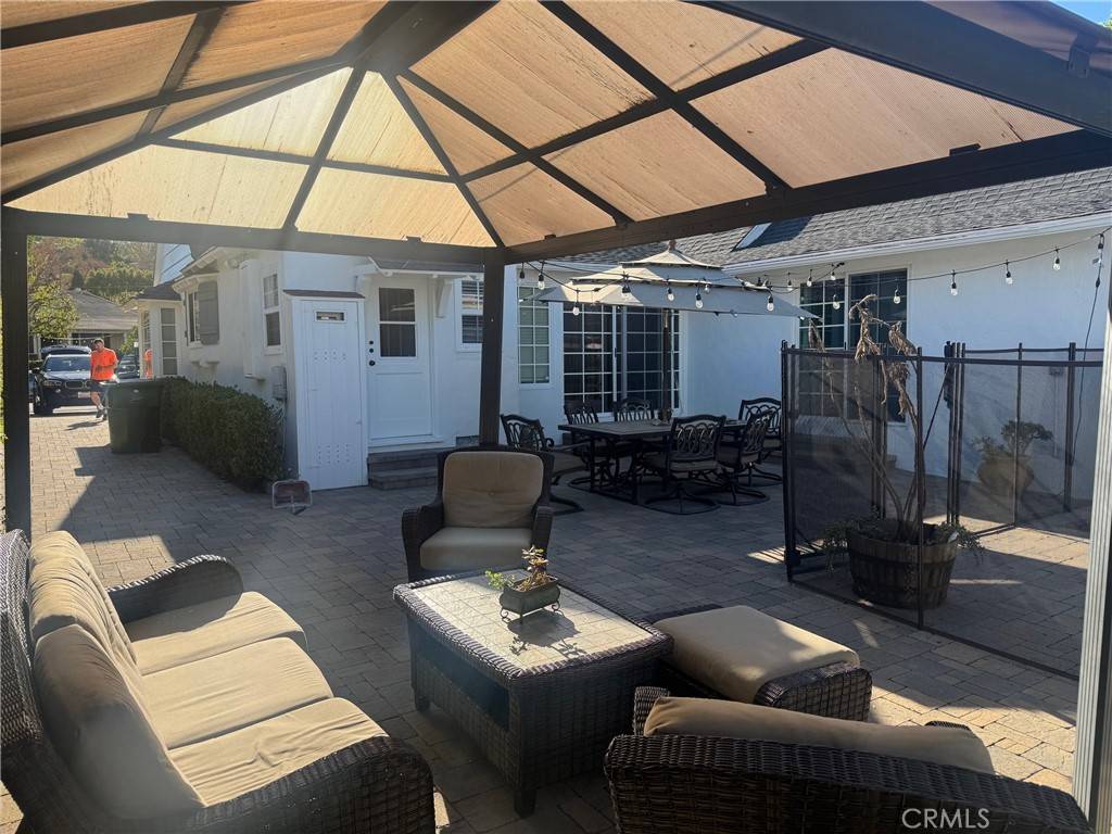 Studio City, CA 91604,12921 Dickens ST