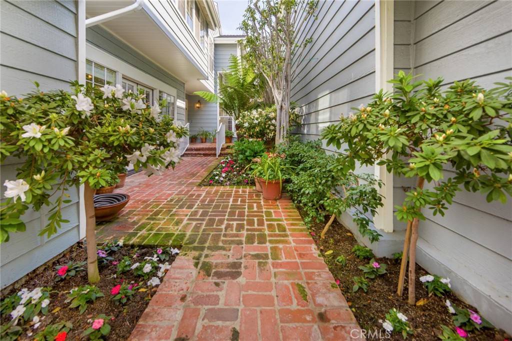 Marina Del Rey, CA 90292,13080 Mindanao WAY #95