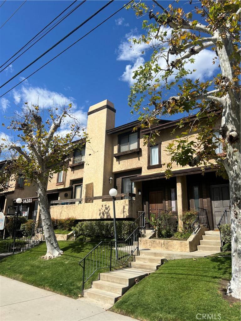 Sylmar, CA 91342,14201 Foothill BLVD #28