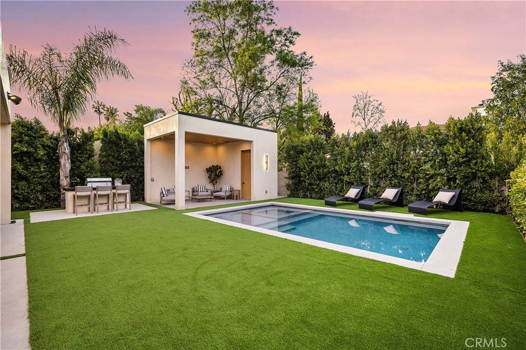 Encino, CA 91436,15721 Morrison ST