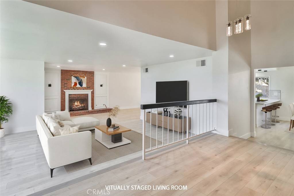 Chatsworth, CA 91311,20591 Celtic ST