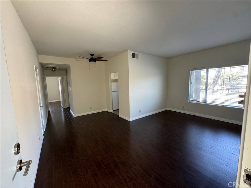 North Hollywood, CA 91606,10706 Victory BLVD #108