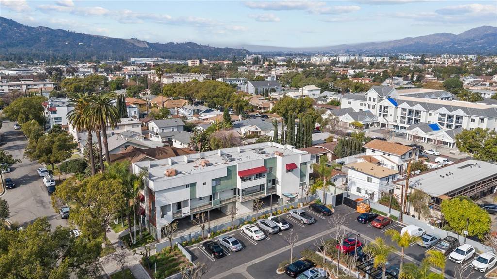 Glendale, CA 91204,317 W Acacia AVE #3