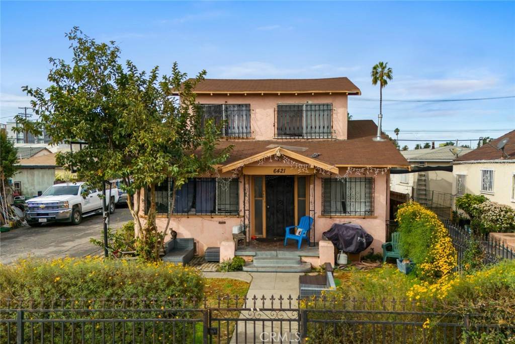 Los Angeles, CA 90043,6421 11th AVE
