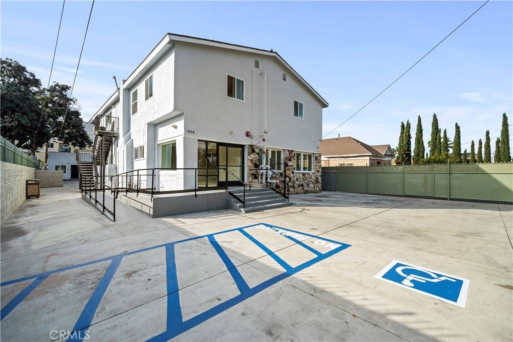 Los Angeles, CA 90011,444 E 51st ST