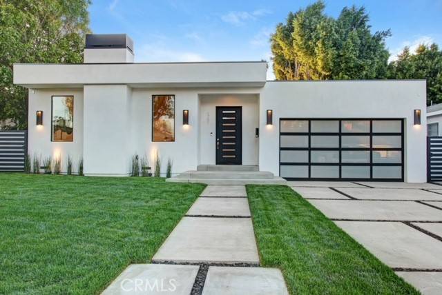 Sherman Oaks, CA 91403,4701 Burnet AVE